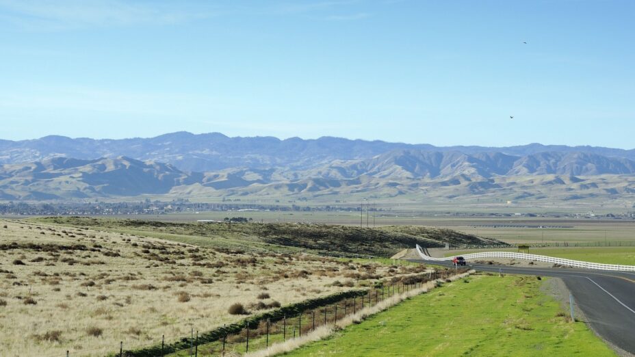 The diablo range as seen from highway 5