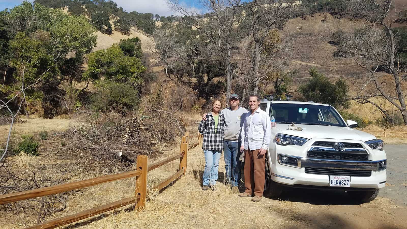 Neighbors and Save Mount Diablo volunteer at Marsh Creek 6 workday