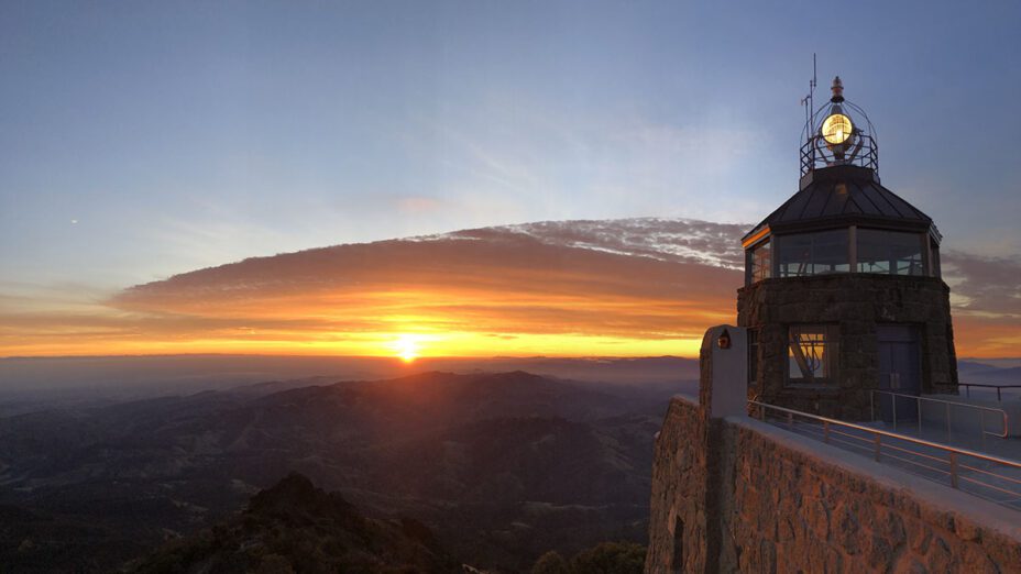 Mount Diablo Summit Beacon