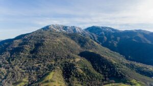 View from Krane Pond of Mount Diablo’s North Peak and main peak with snow on them. Photo: Cooper Ogden