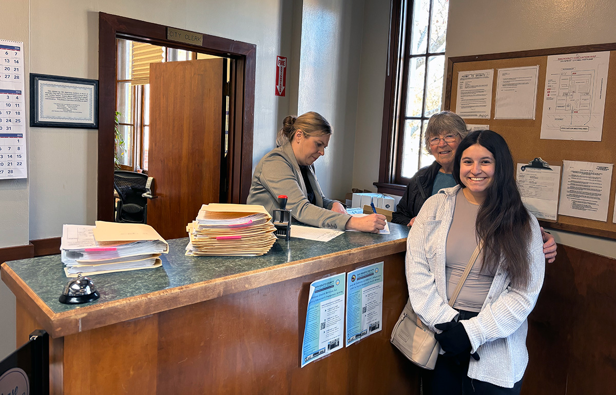 Protect San Benito volunteers dropping off signatures to Hollister city staff to qualify for the referendum